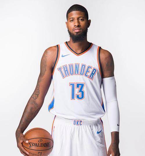 埃贝尔：于帕可能还有其他选择；我们应该能与他续约成功（埃贝尔：于帕或有其他选项，但我们有信心完成续约）