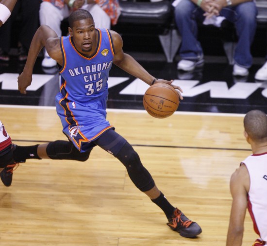 特罗萨德打进英超50球，成第5名达成此成就的比利时球员（英超50球里程碑达成，特罗萨德成为比利时第5人）