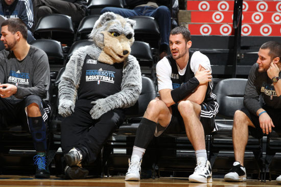 8胜1平，皇马在蒂尔潘执法的欧冠比赛中保持着不败成绩（蒂尔潘主哨欧冠，皇马9战不败：8胜1平）