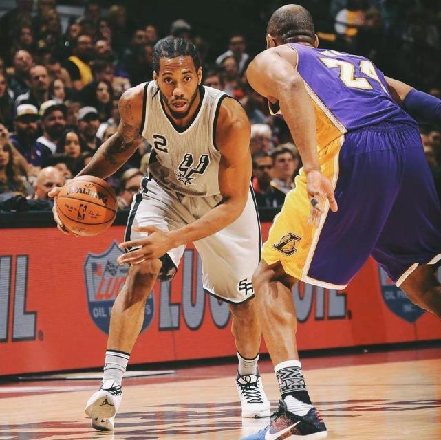 官方：邓弗里斯退出本期国家队集训，将直接返回俱乐部（官方宣布：邓弗里斯缺席本期国家队集训，随即返回俱乐部）